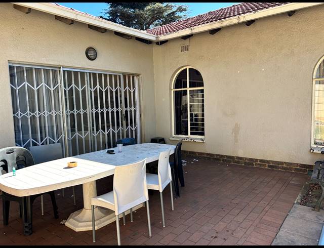 3 BEDROOM HOUSE FOR SALE IN ISANDOVALE
